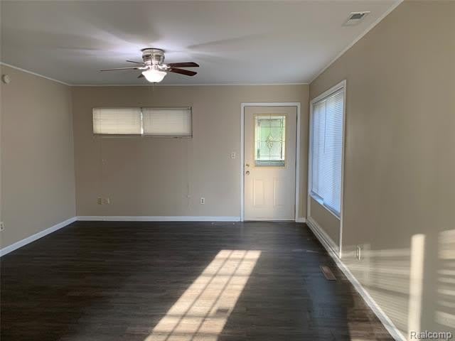 1571 Wismer Street – photo 4