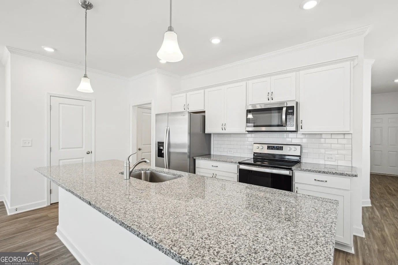 5059 Woodland Hills – photo 2