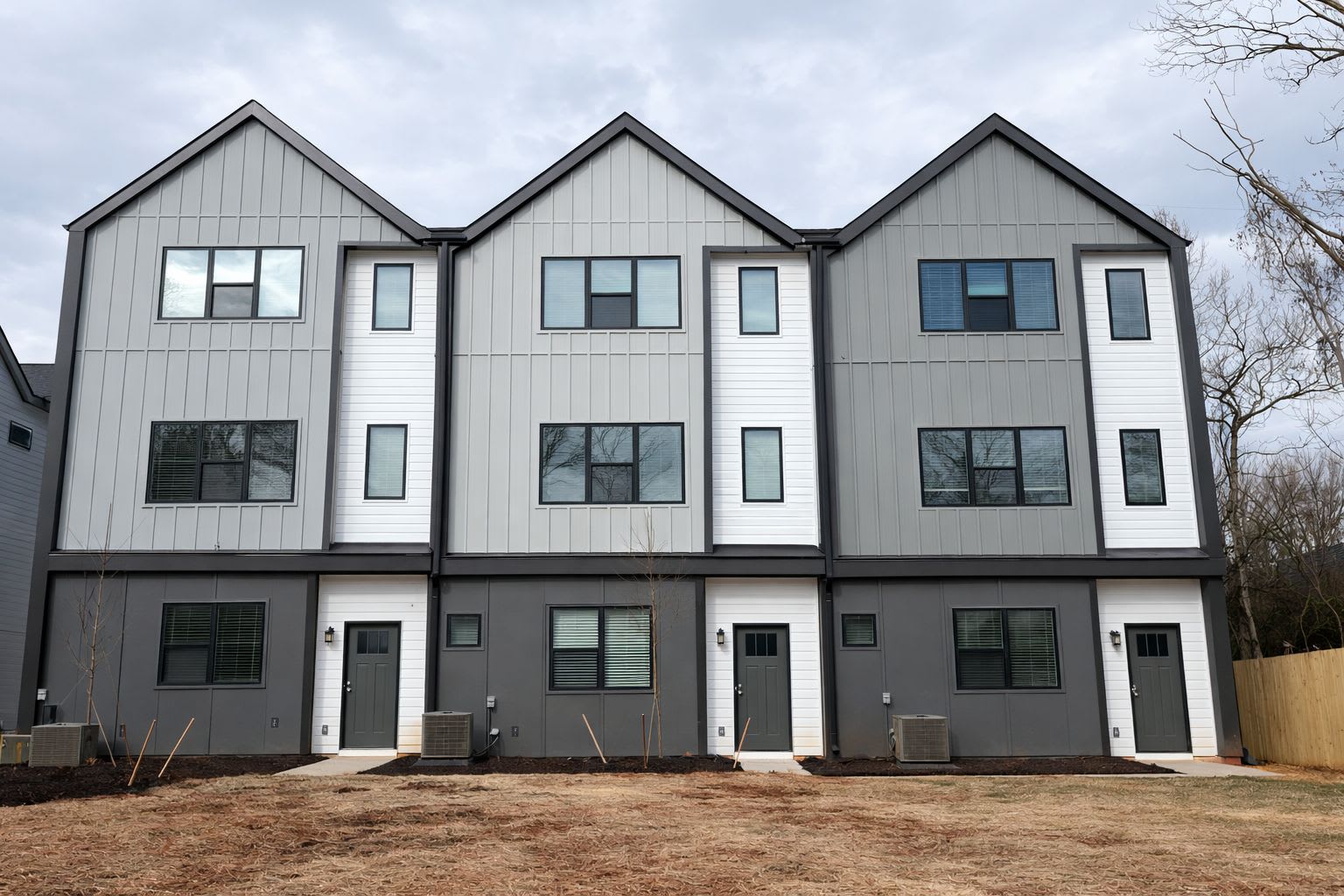 3426 Brookshire Boulevard – photo 1