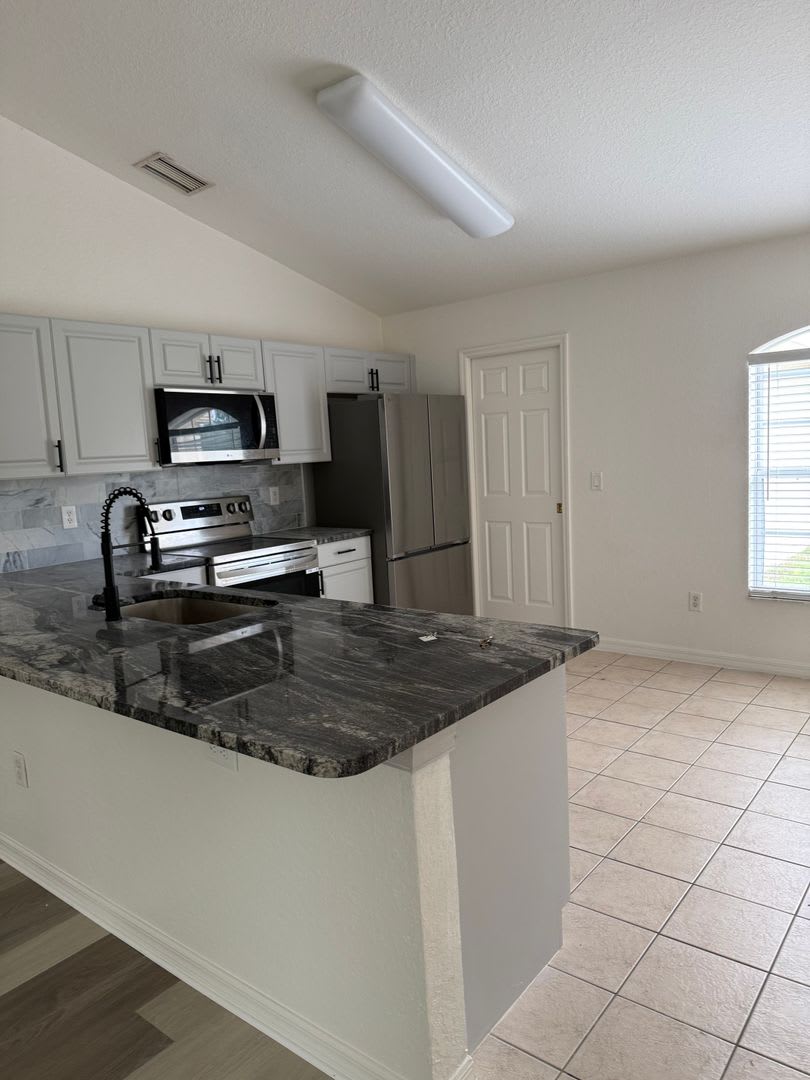 8161 SW 128 LOOP – photo 3