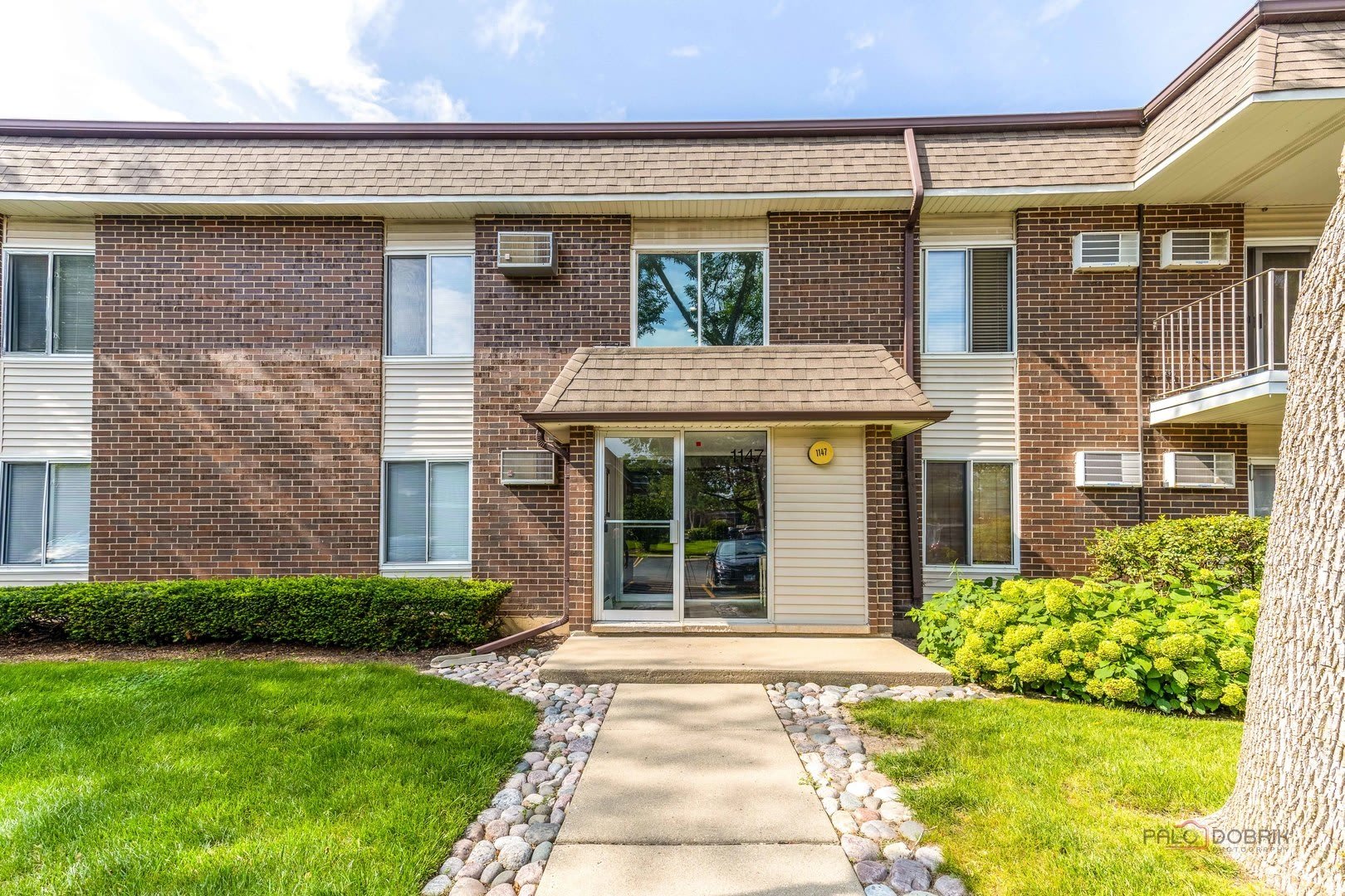 1147 Miller Lane – photo 2