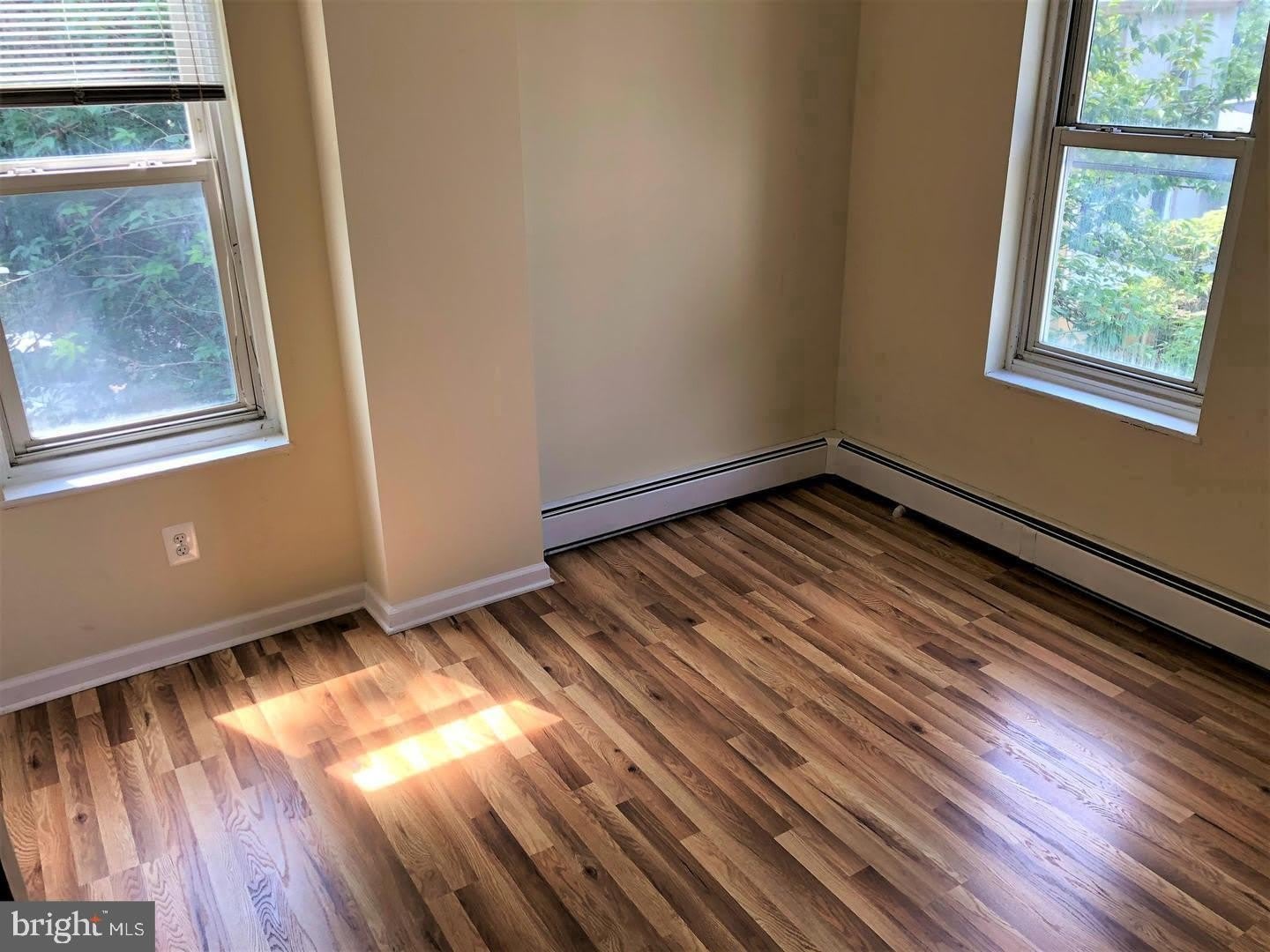 247 GREEN Lane – photo 5