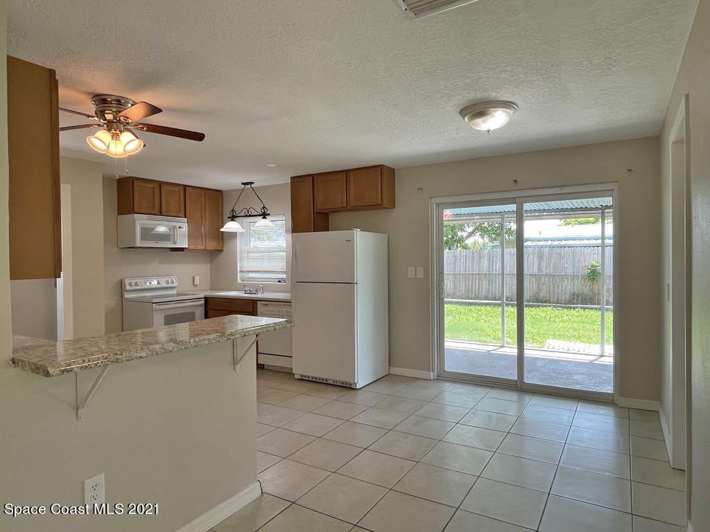 304 3rd Street – photo 5