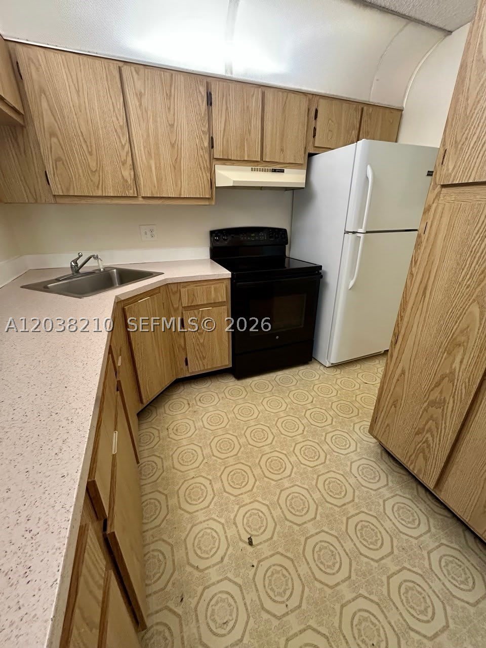 1113 Green Pine Blvd – photo 5