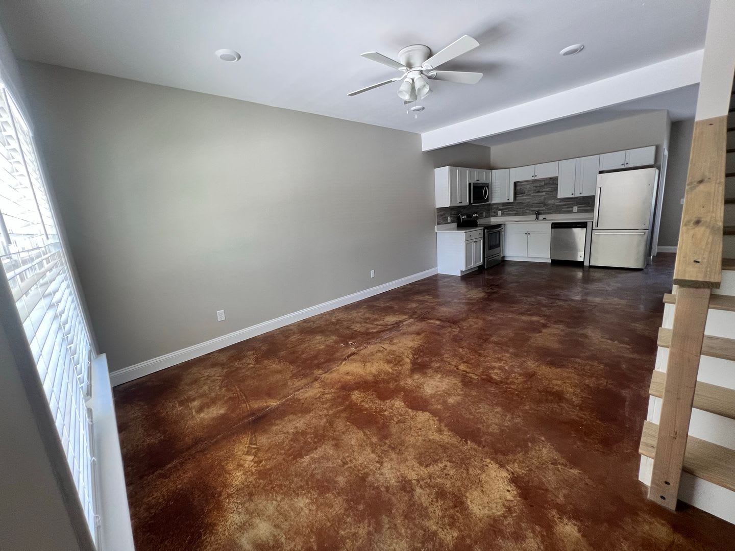 309 Broad St – photo 3