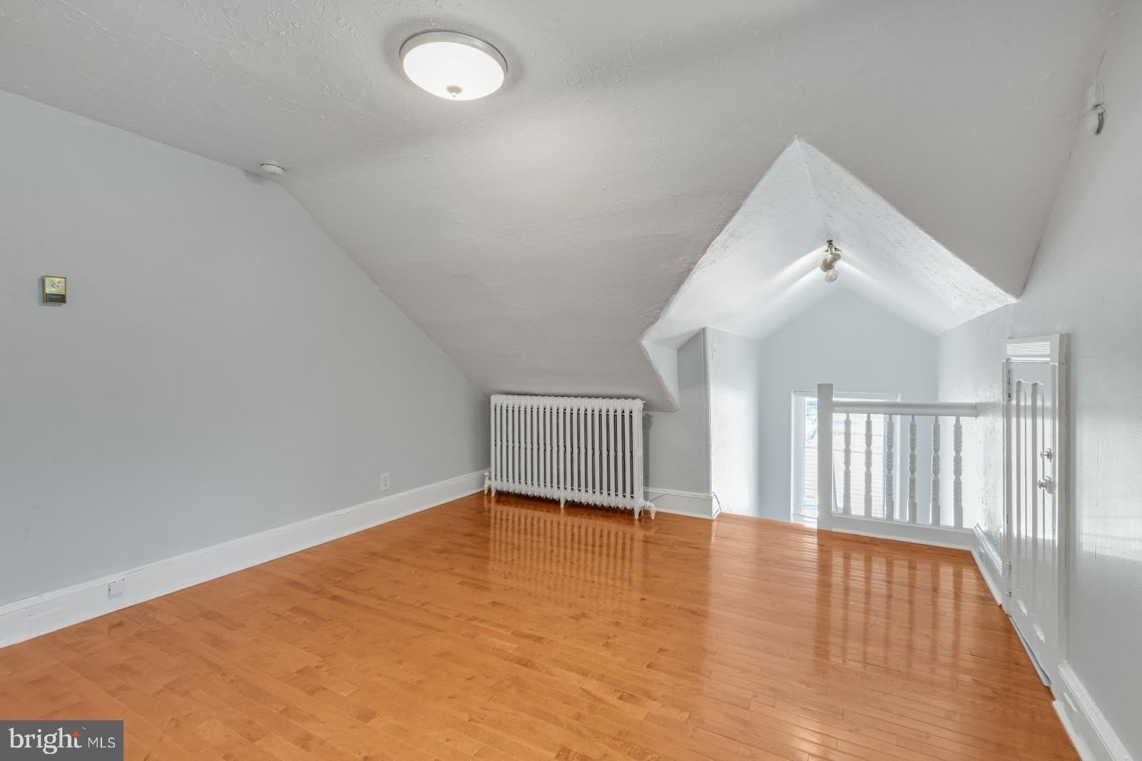 158 Montgomery Avenue – photo 3