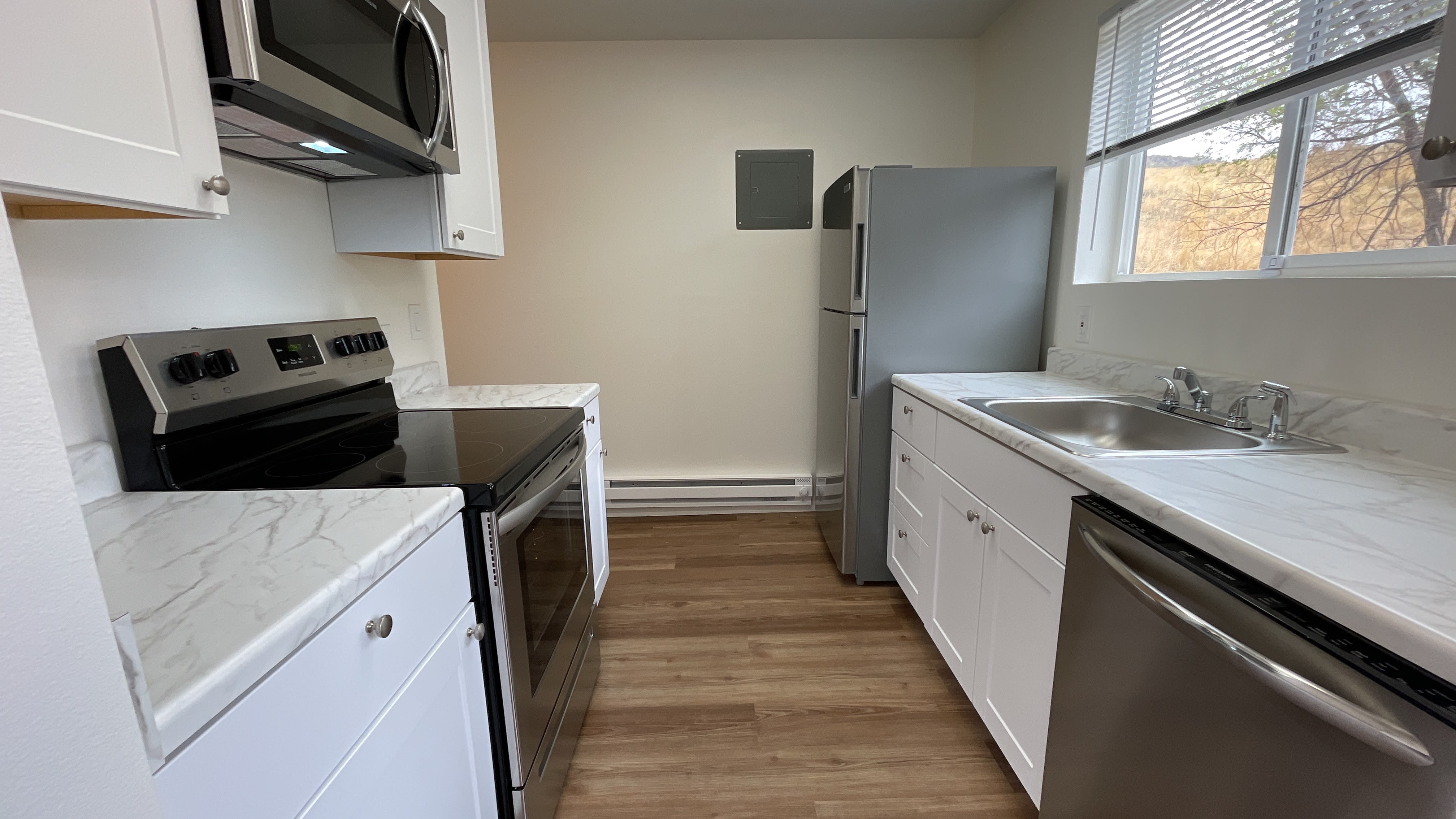 1406 Race St – photo 5