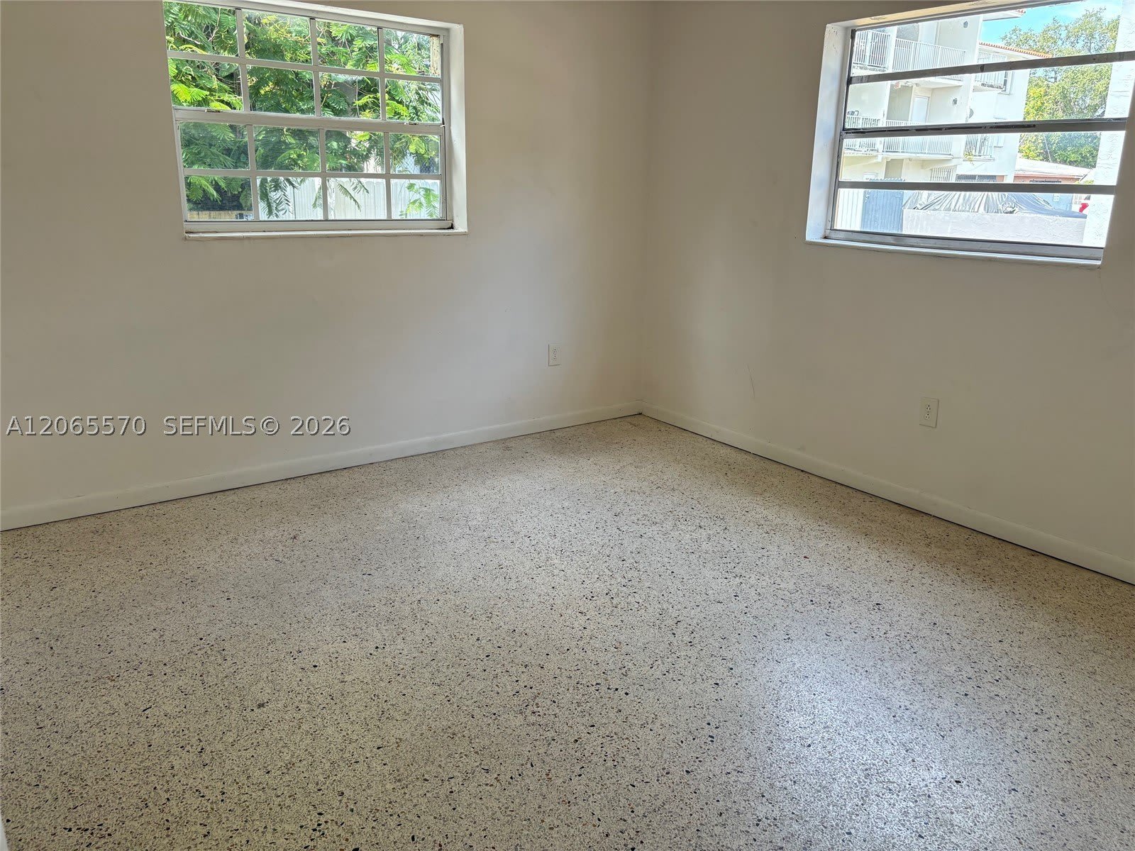 1838 Sw 4Th St – photo 4