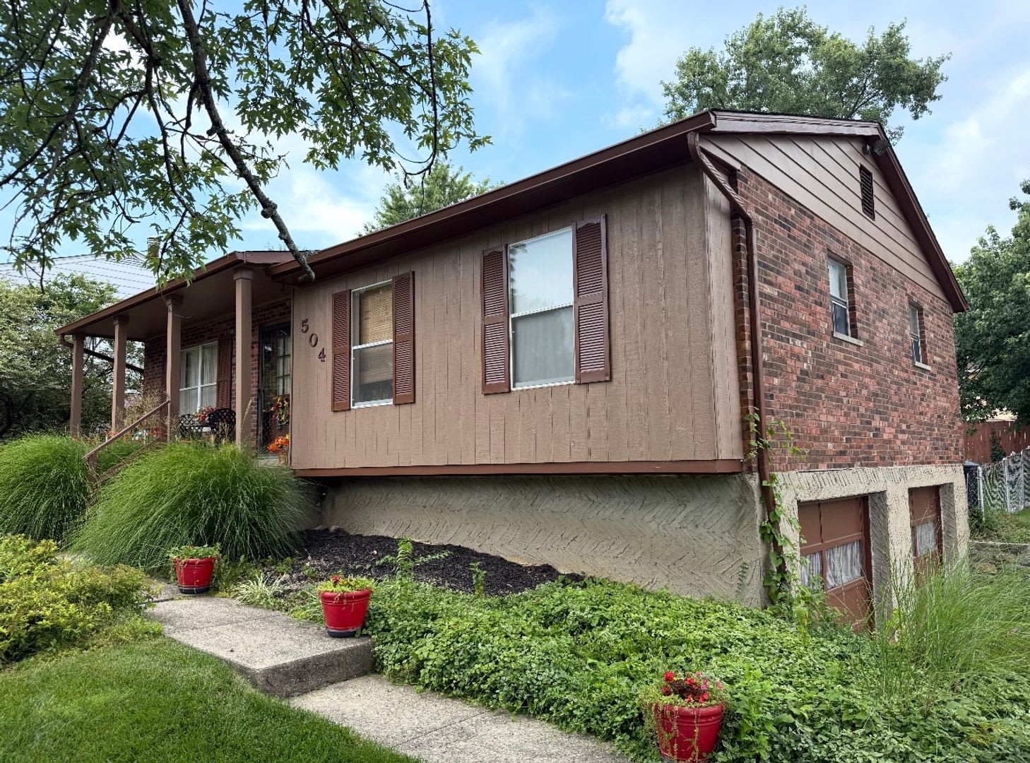 COMING SOON! RENOVATED 3 OR 4 BDRM – photo 1