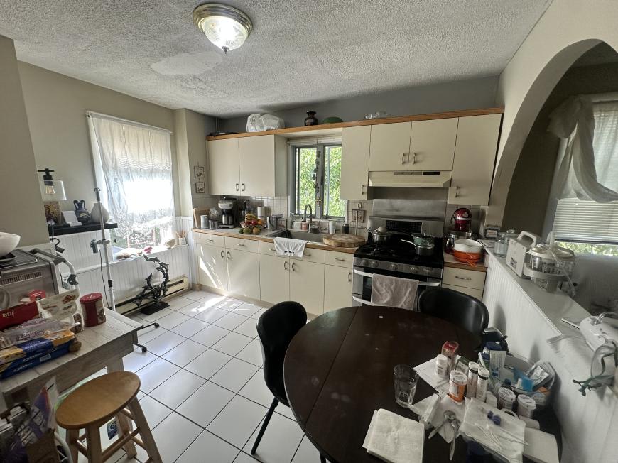 203 3Rd St – photo 3