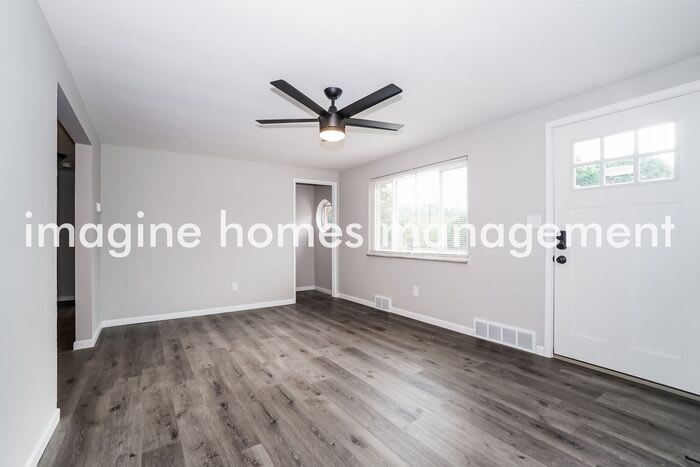 104 College Park Drive – photo 3