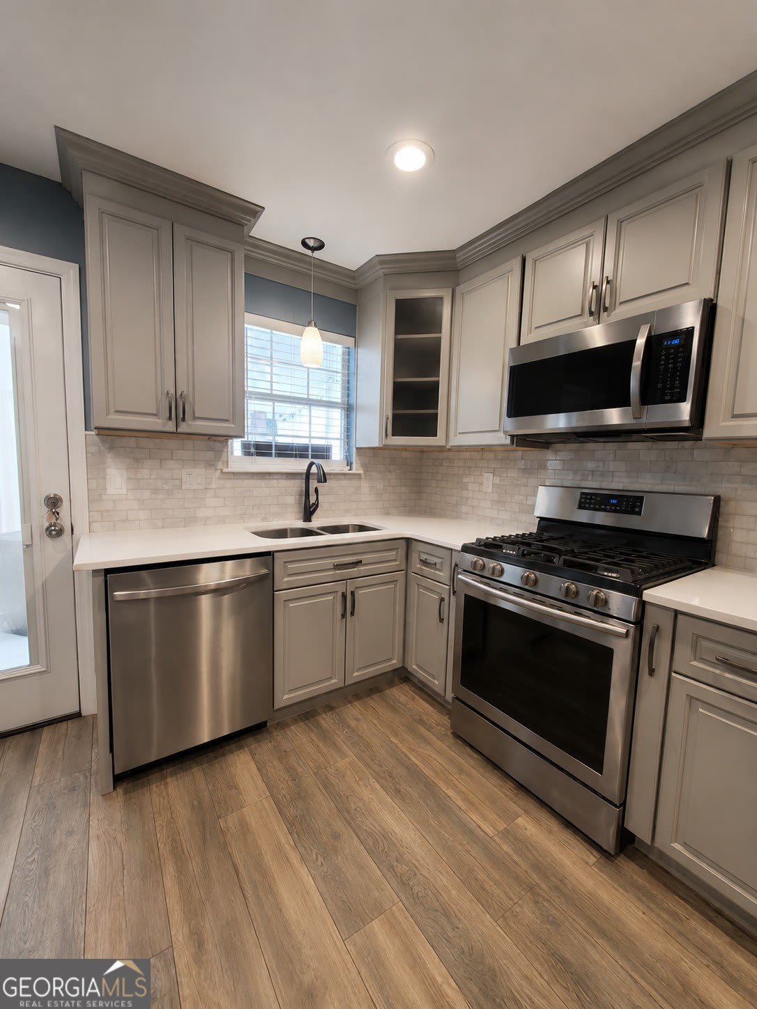 1350 Gates Drive Se – photo 5
