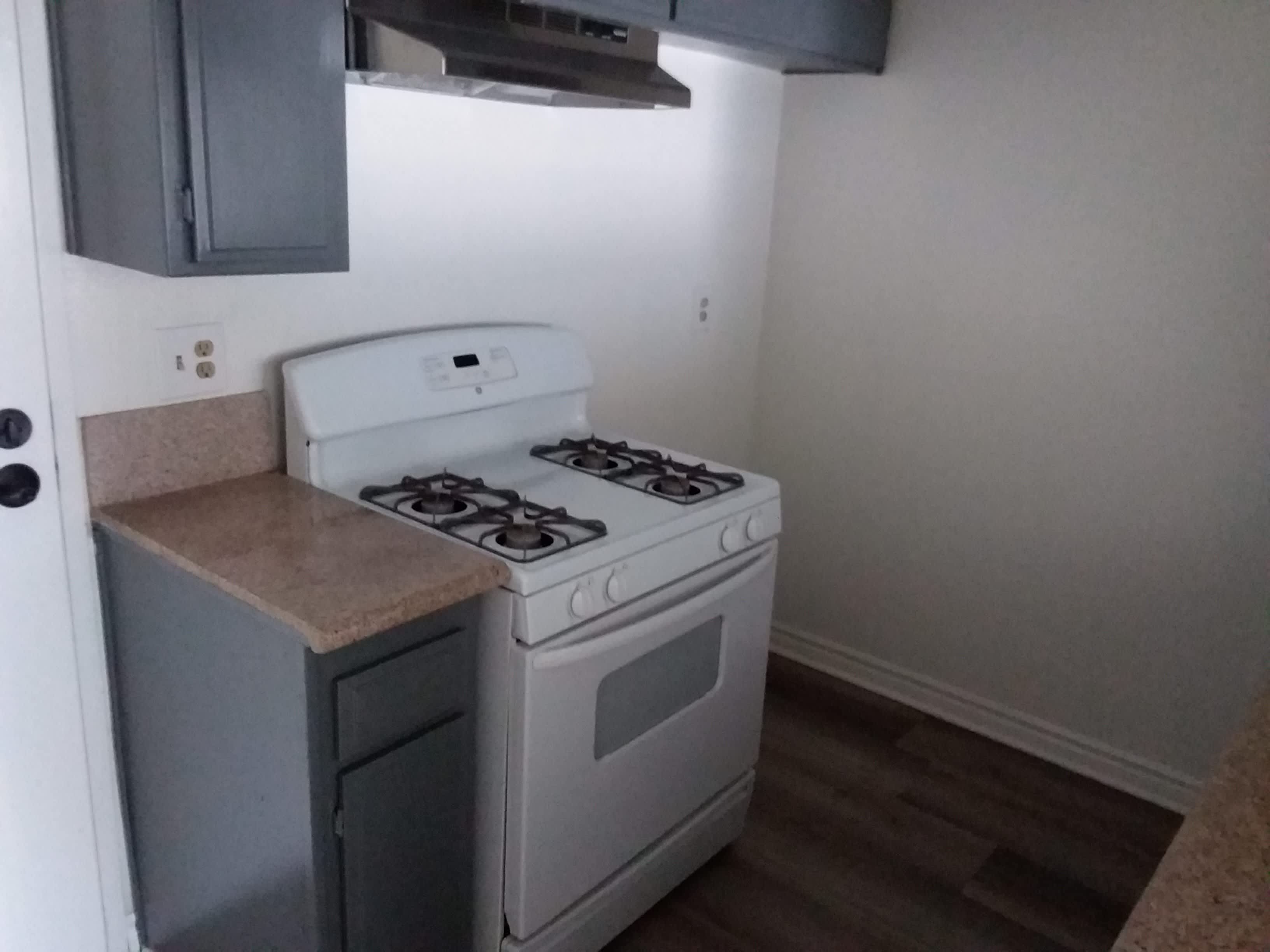 1620 Venice Blvd. – photo 4