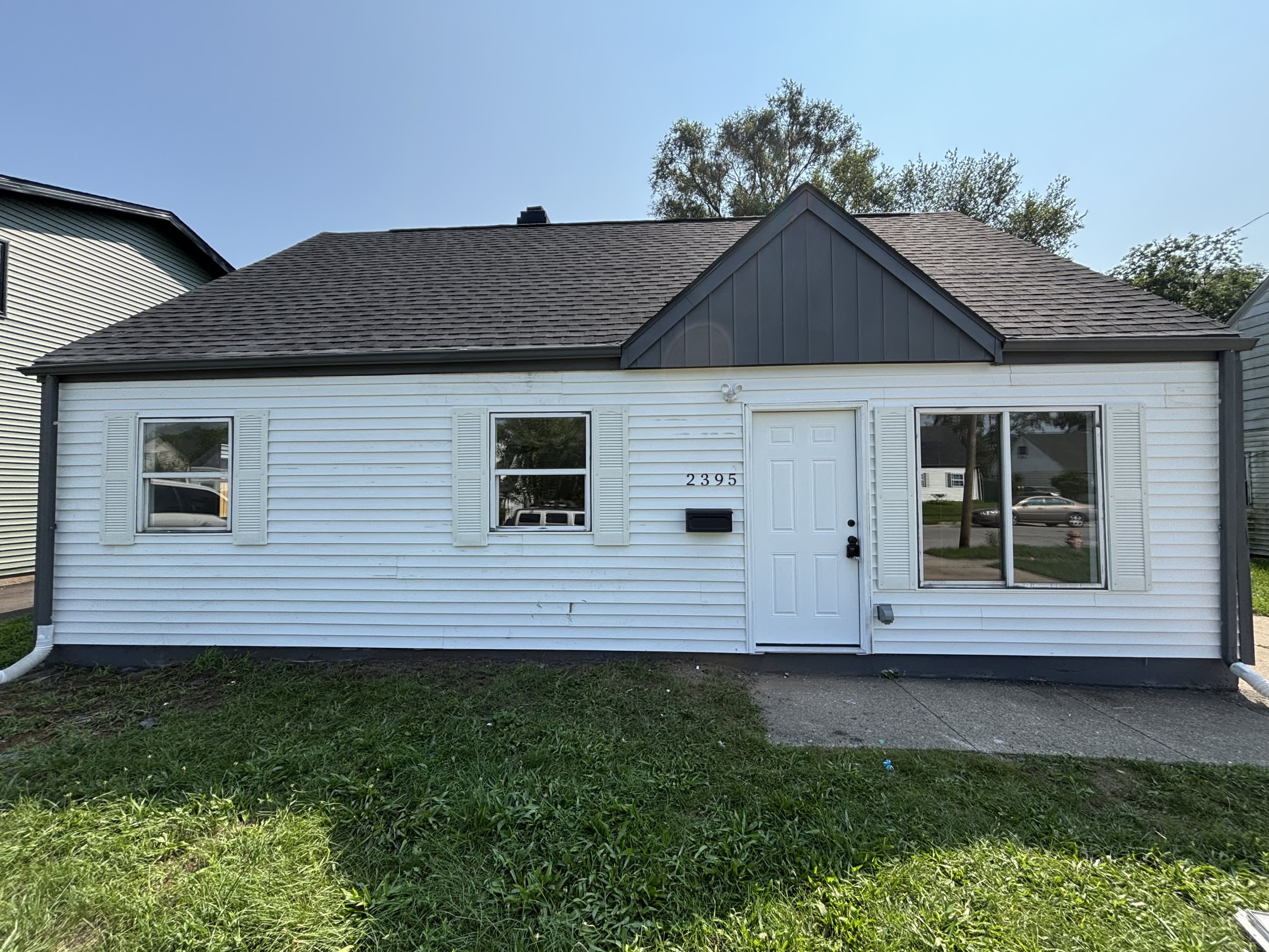 2395 Jennings St – photo 1