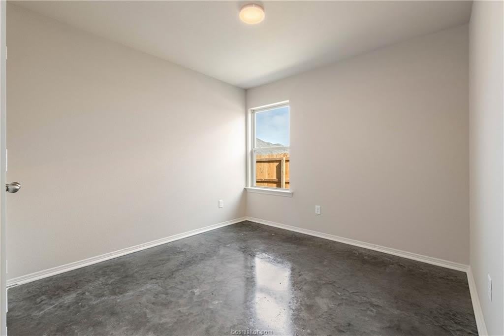 2807 Messenger Way – photo 4