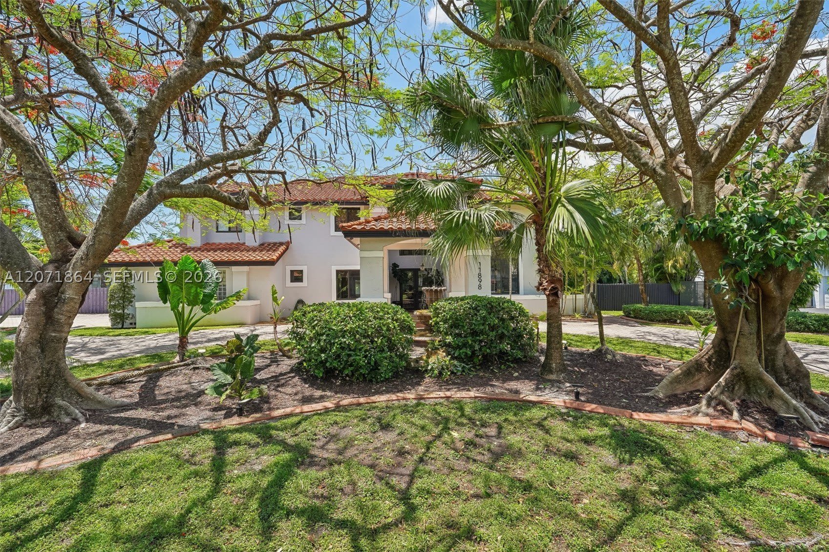 11898 SW 74th Ter – photo 4