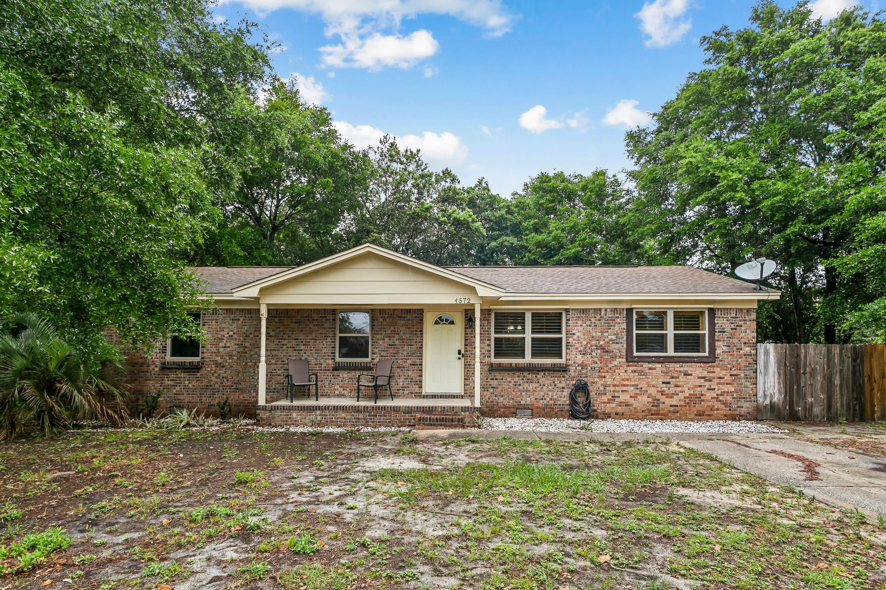 4572 Kelly Lane – photo 1