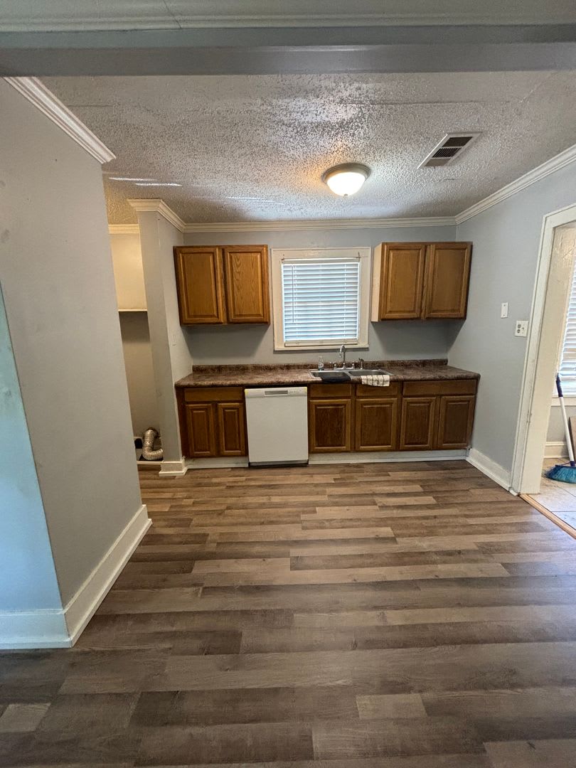 Spacious 3 Bedroom Highland Home – photo 4