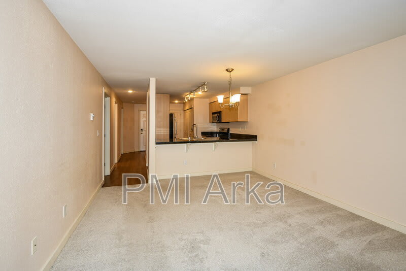 11309 NE 128th St – photo 4
