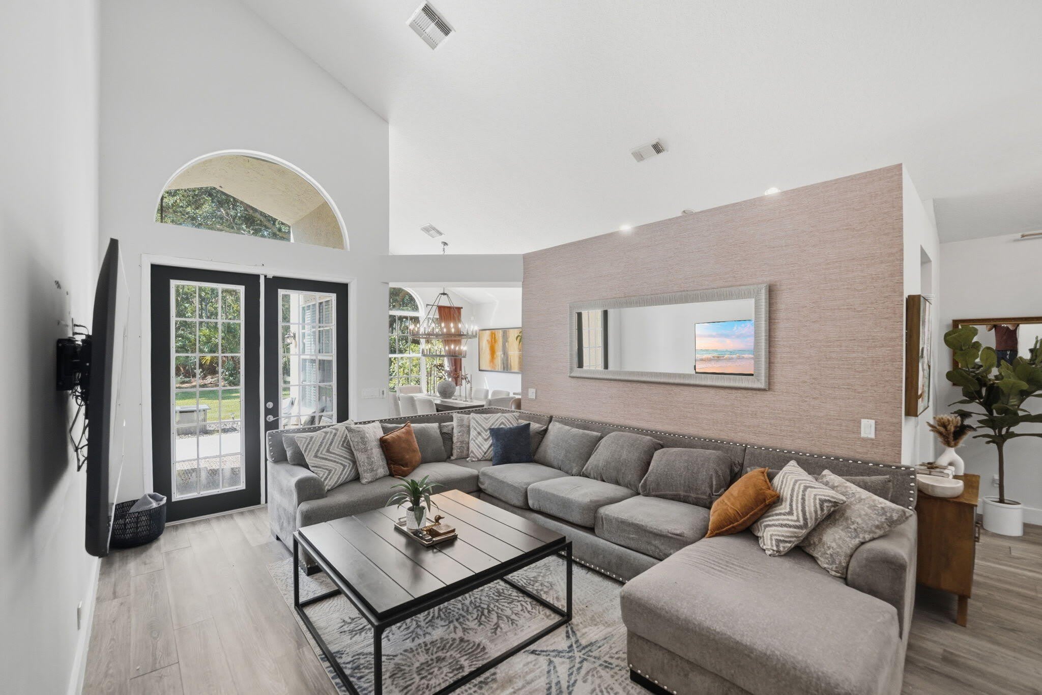 609 SW St Thomas Cove – photo 3