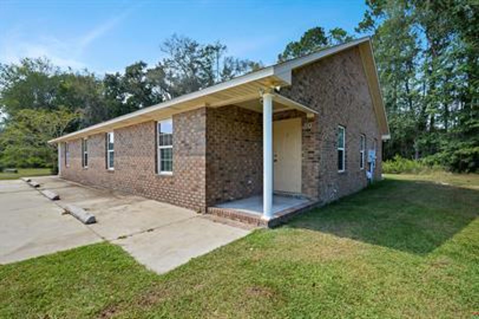 Beautiful duplex 3 bedroom 2 bath!! – photo 3