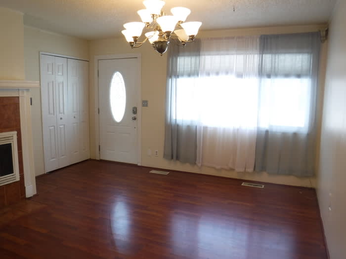 556 Montana Avenue – photo 4