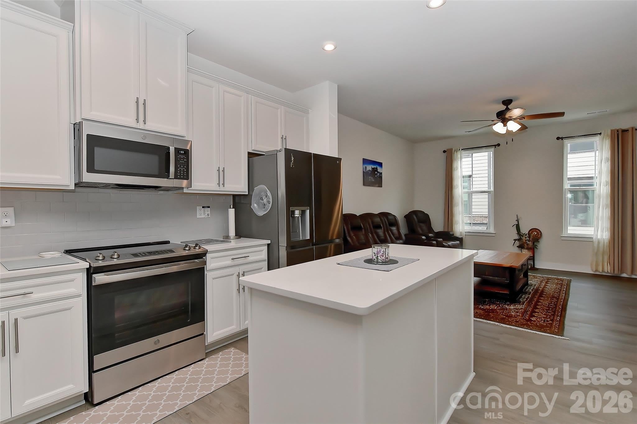 421 Spearfield Lane – photo 3