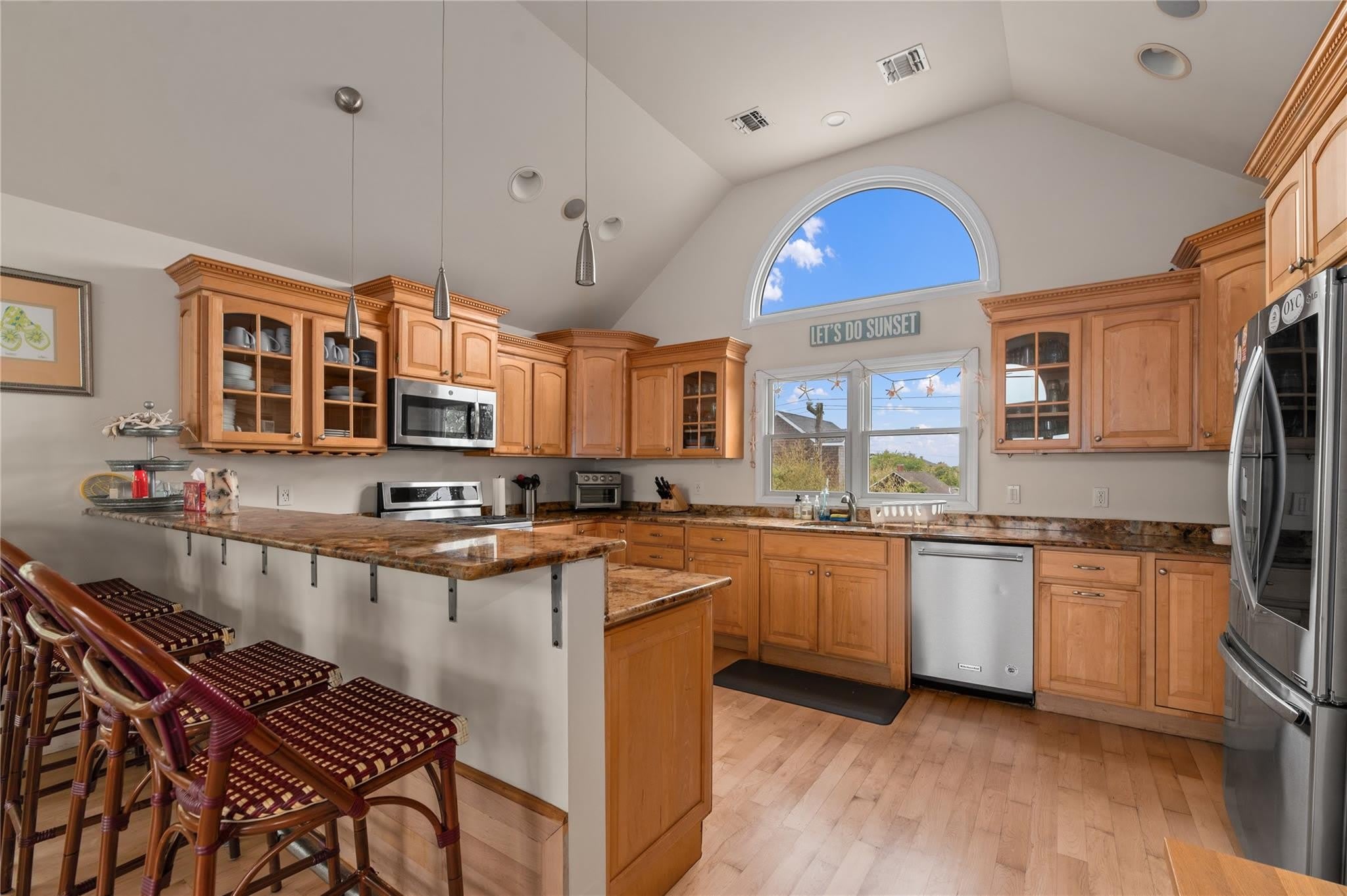 22 Bungalow – photo 3