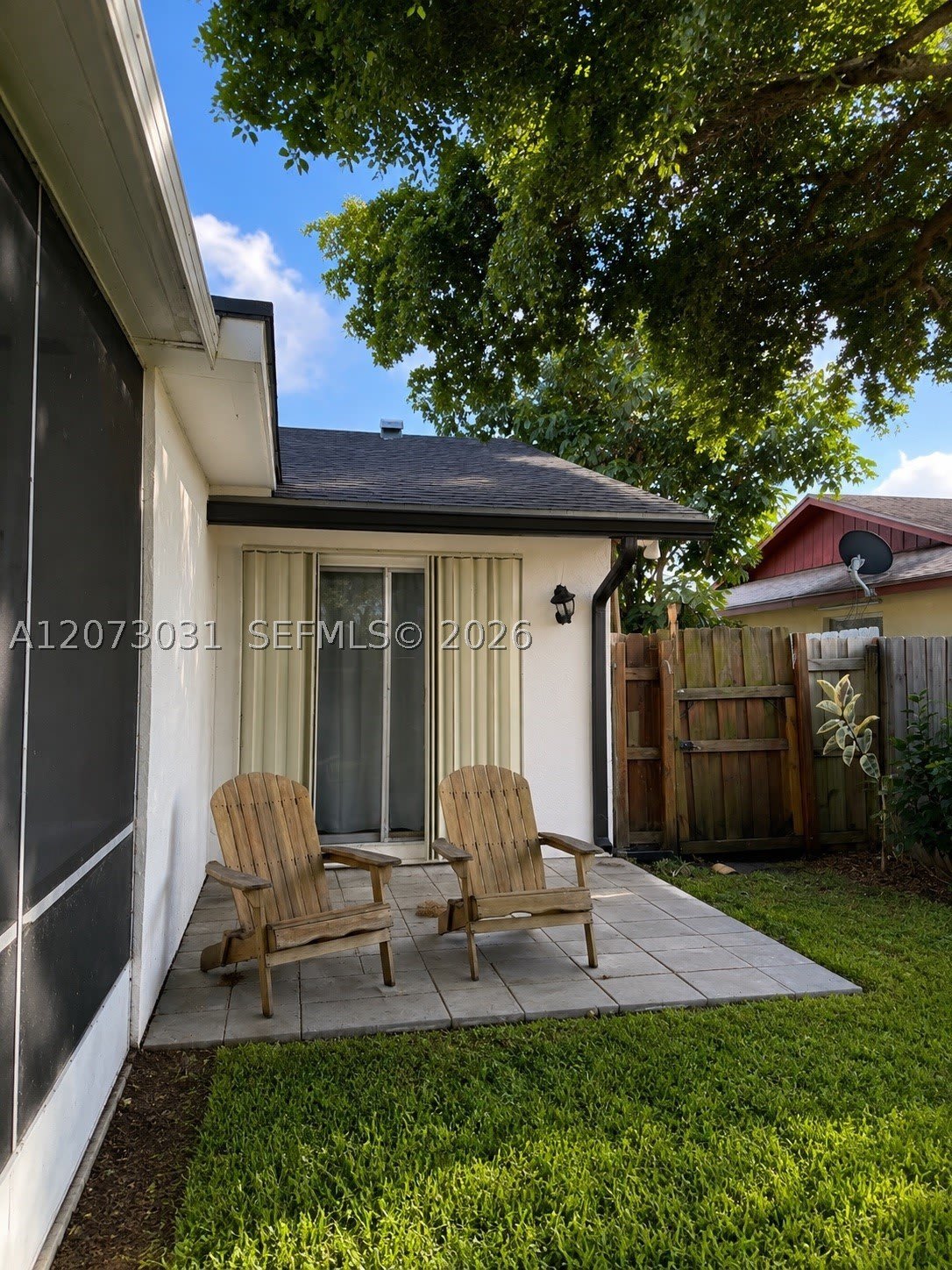 4555 Arthur St – photo 5