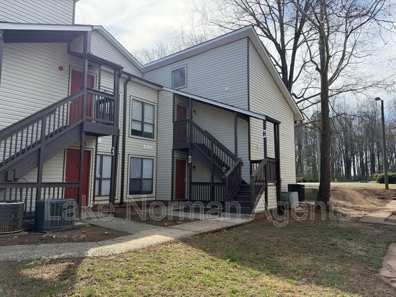 4617 Sharon Chase Drive – photo 1