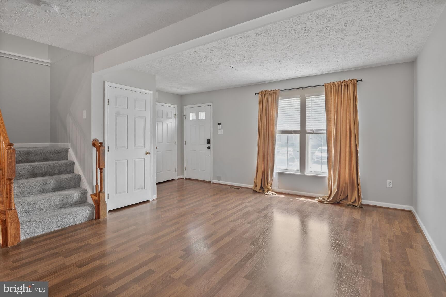 114 PADEN Court – photo 2