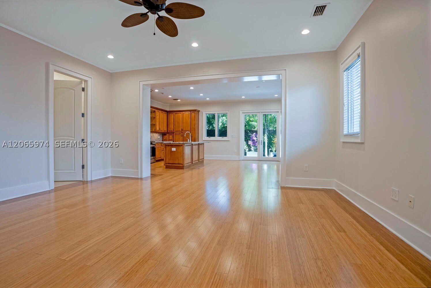3072 Carter St – photo 2
