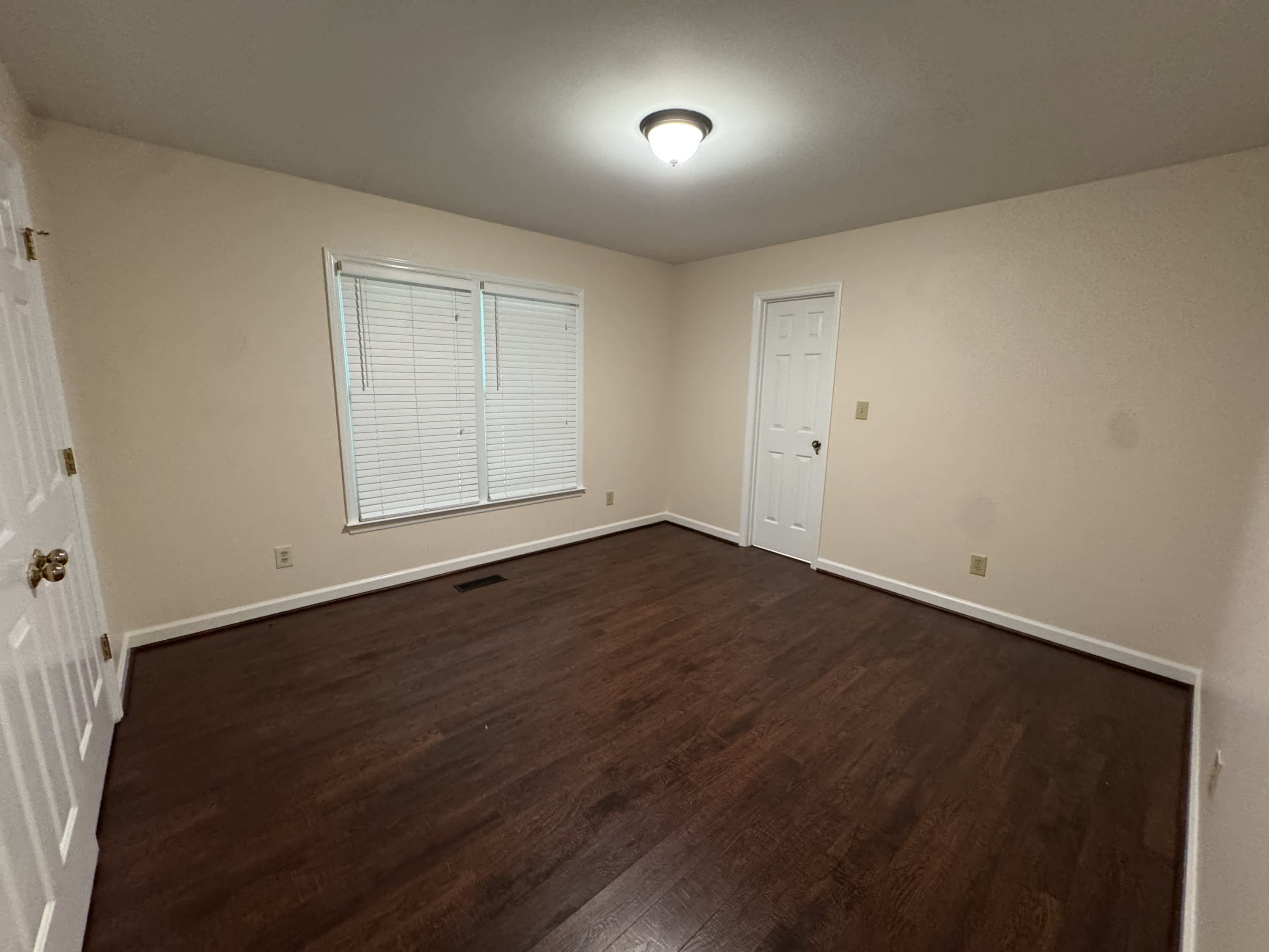 219 Larkfield Road – photo 5