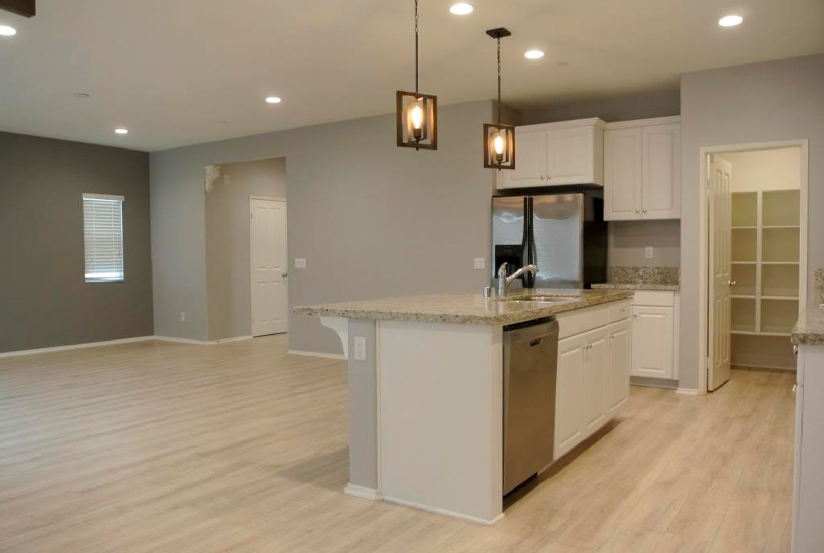 3Bed/2.5Bath Home in Horse Creek Ridge Community~ Campolina – photo 3