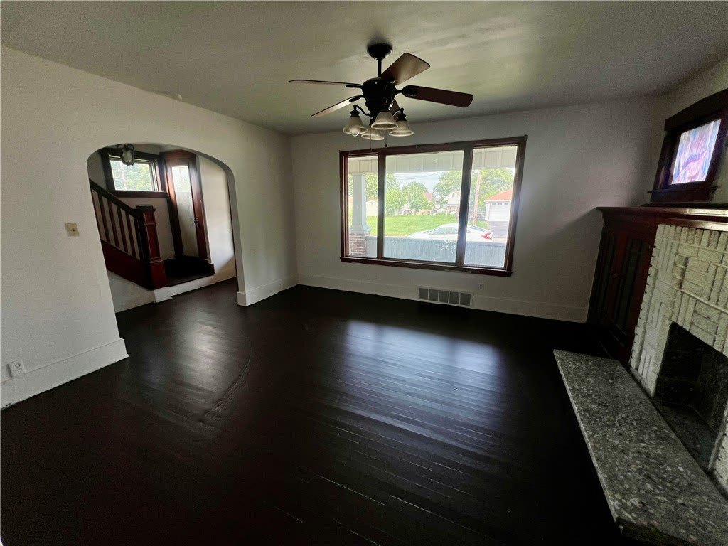 1115 Bond St – photo 2
