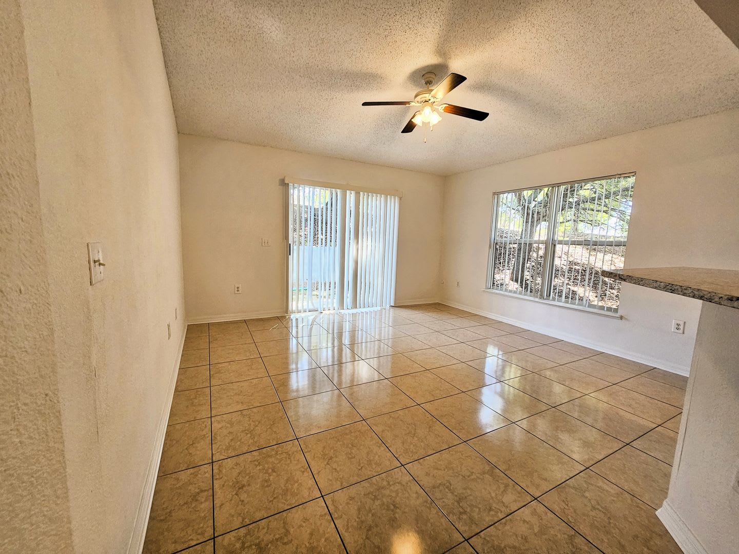 Welcome Home To Space Convenience And Minneola Charm – photo 5