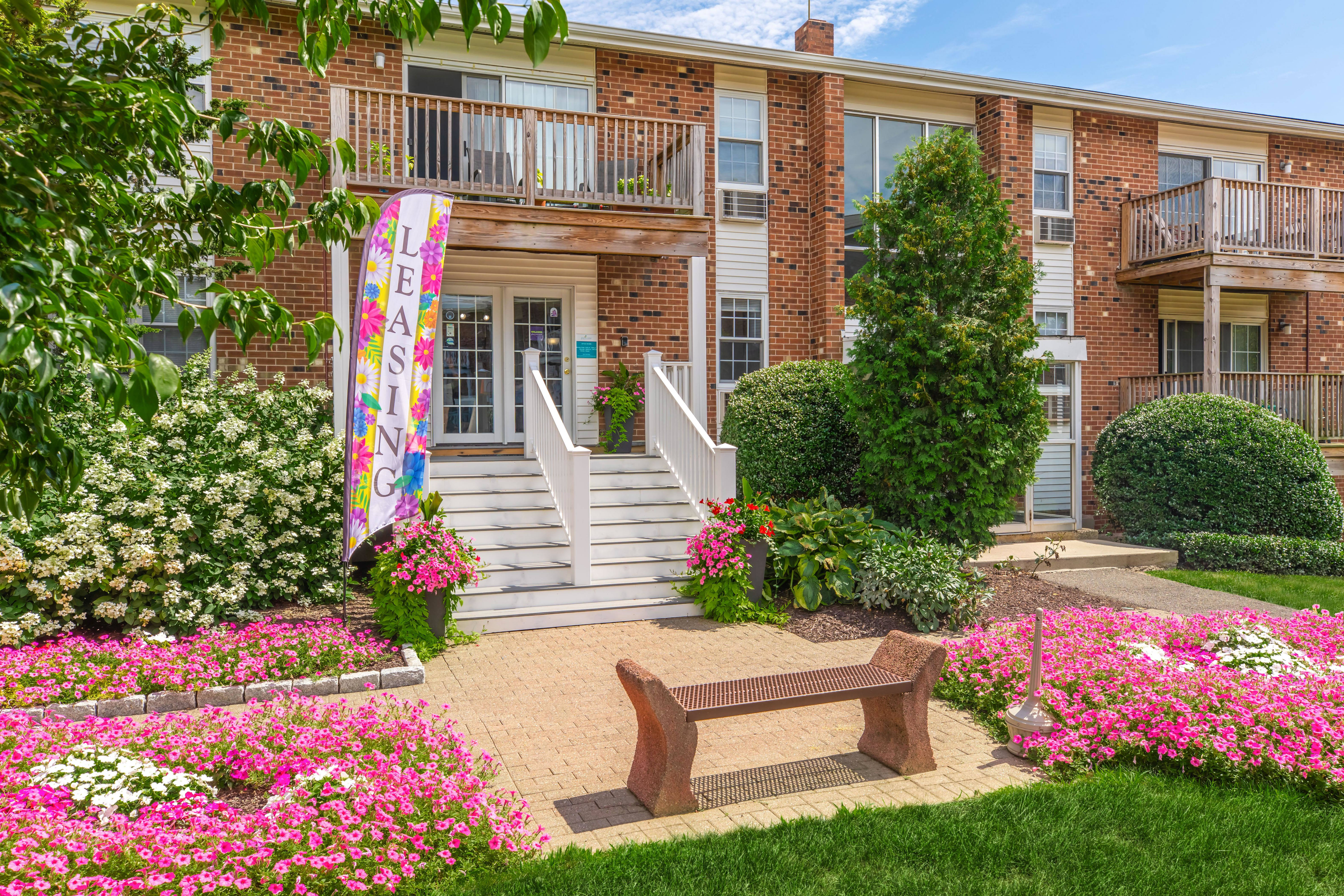 Parkview Apartments – photo 2