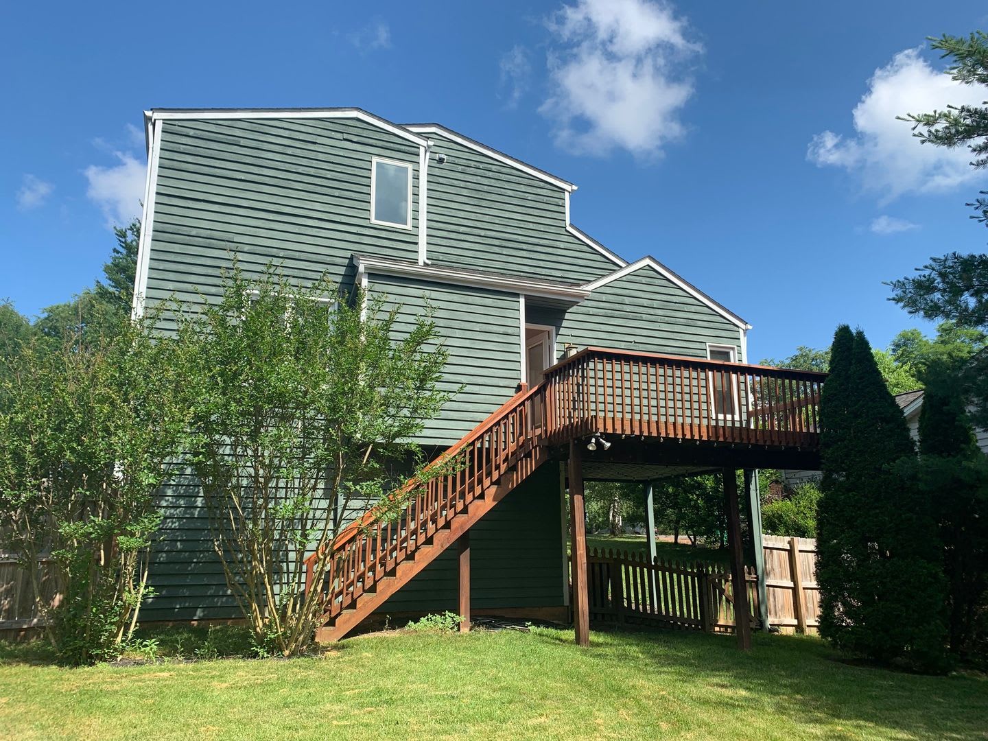 3 Bedroom, 2.5 Bath House – photo 2