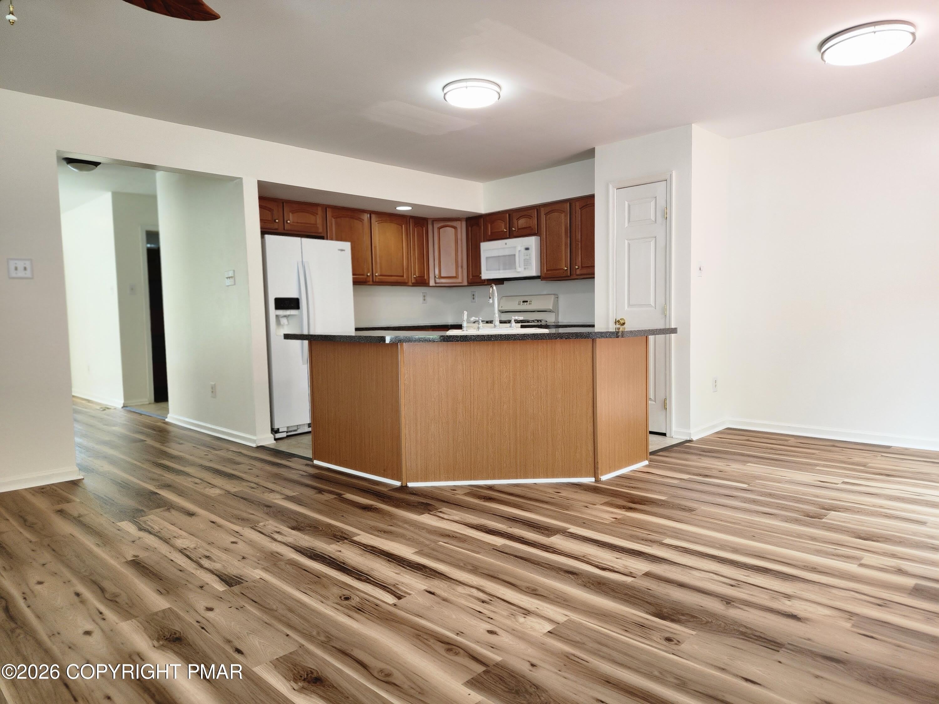 7225 Blushingwood Grove – photo 3