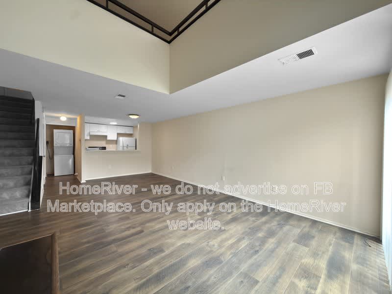 1060 Norwood Ct – photo 5