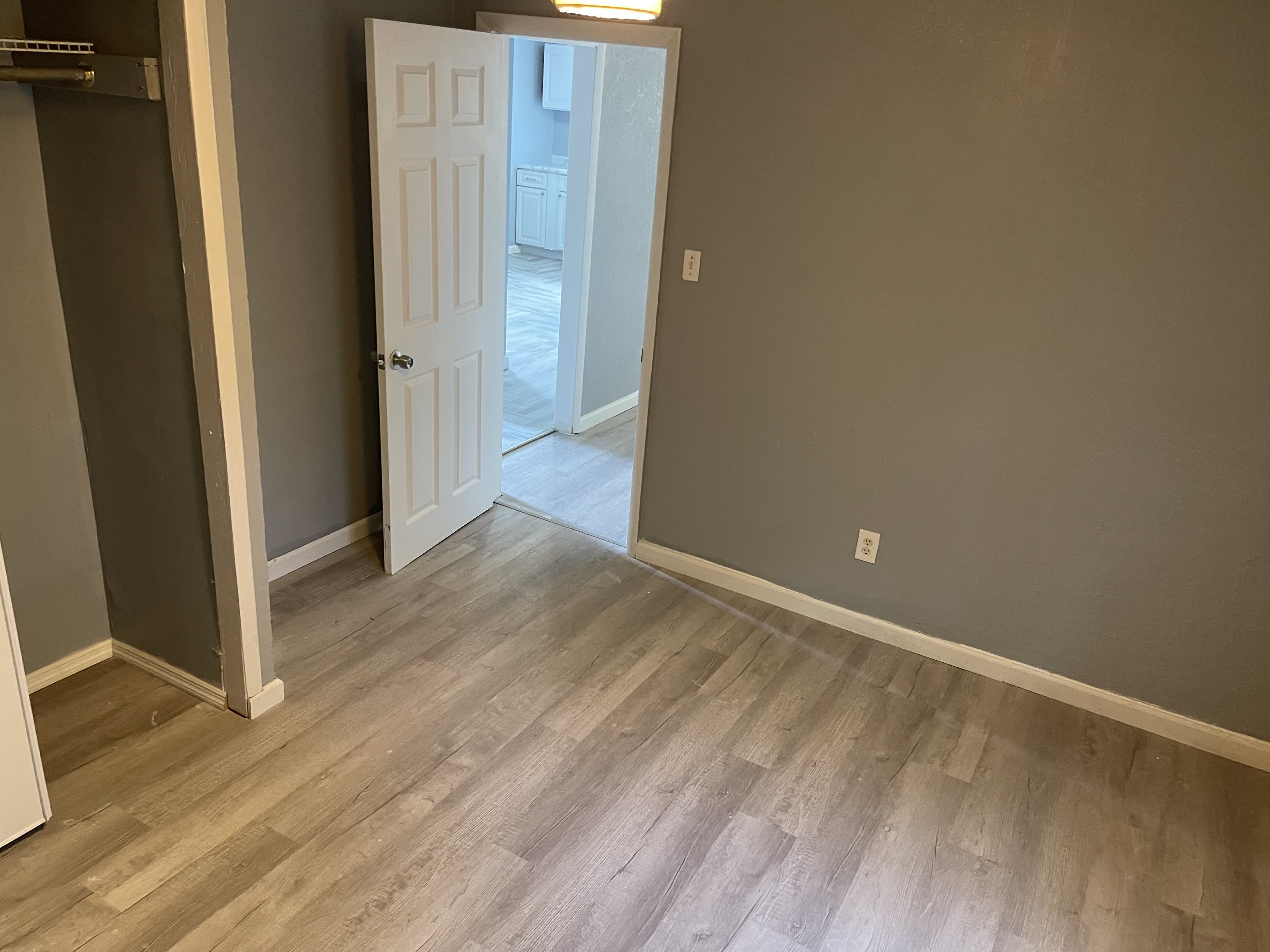 1734 Doris Avenue – photo 3