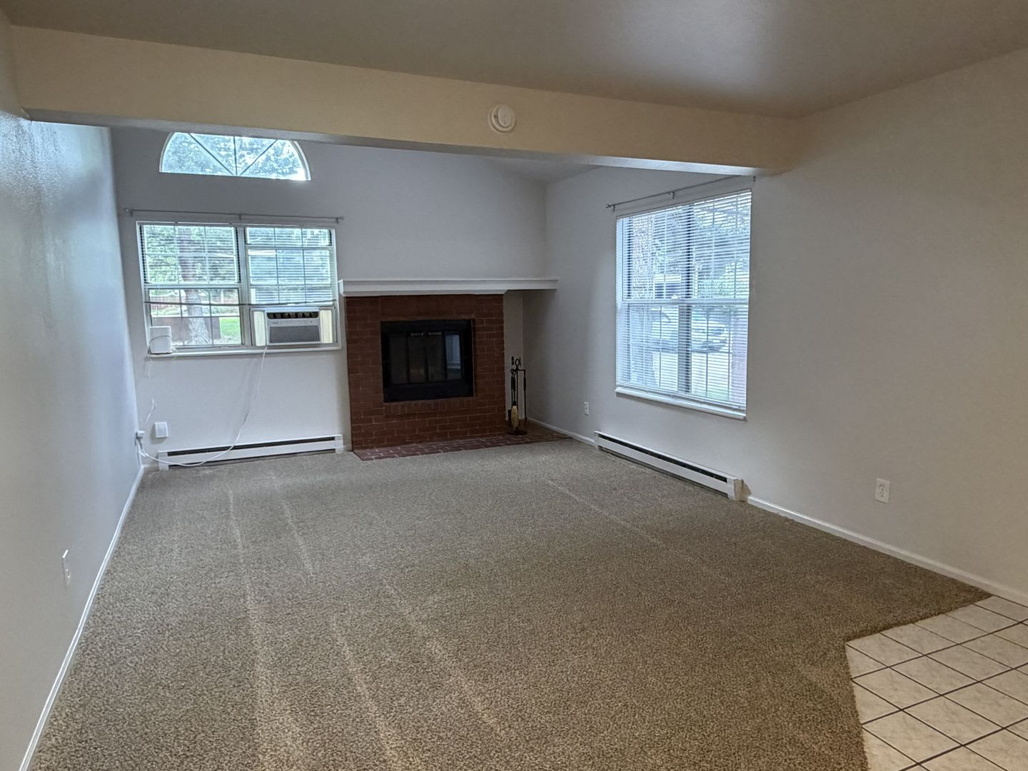 Comfortable 2-Bedroom, 1-Bath Home Available Now – photo 2