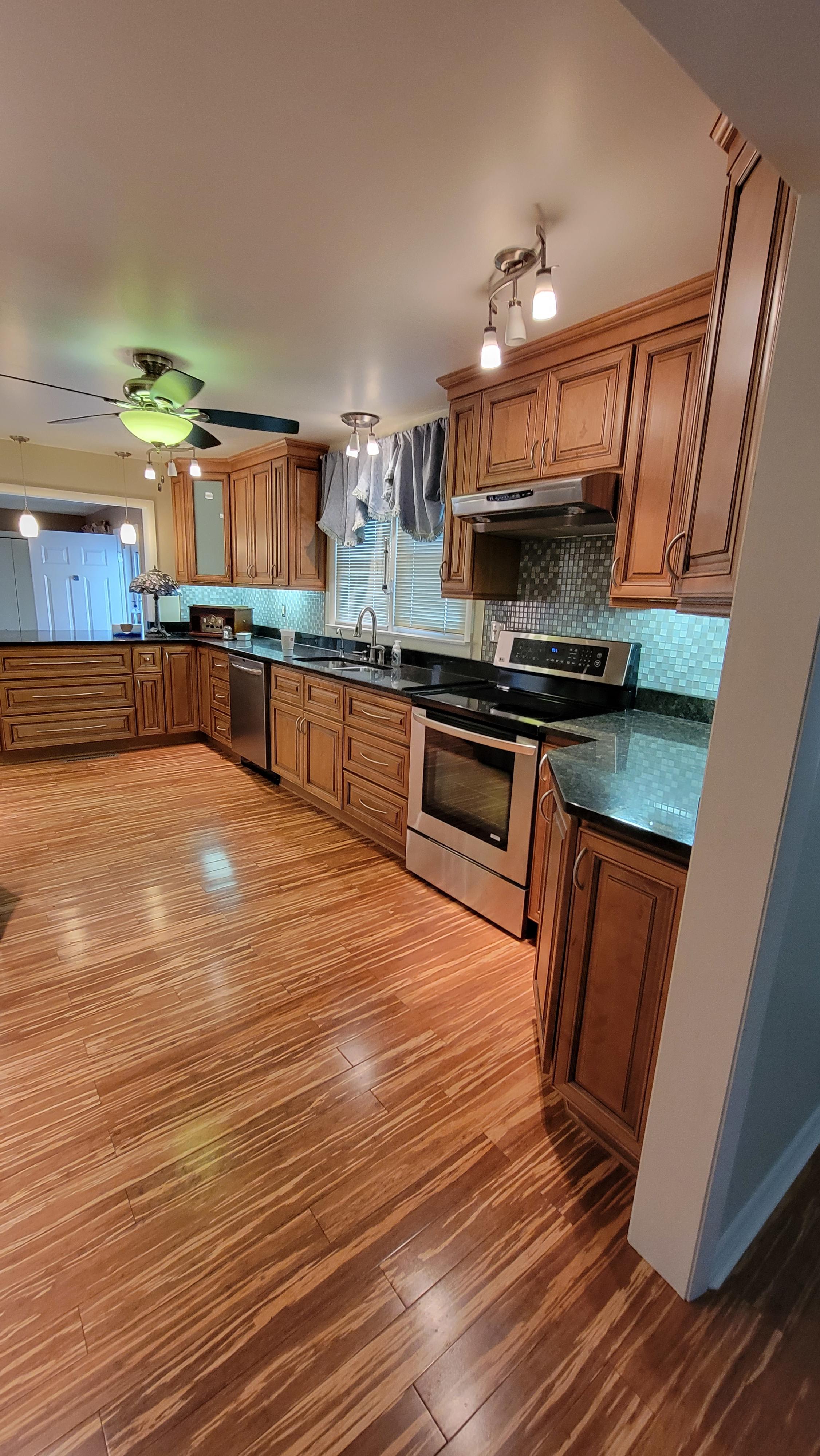 2705 Main St – photo 4