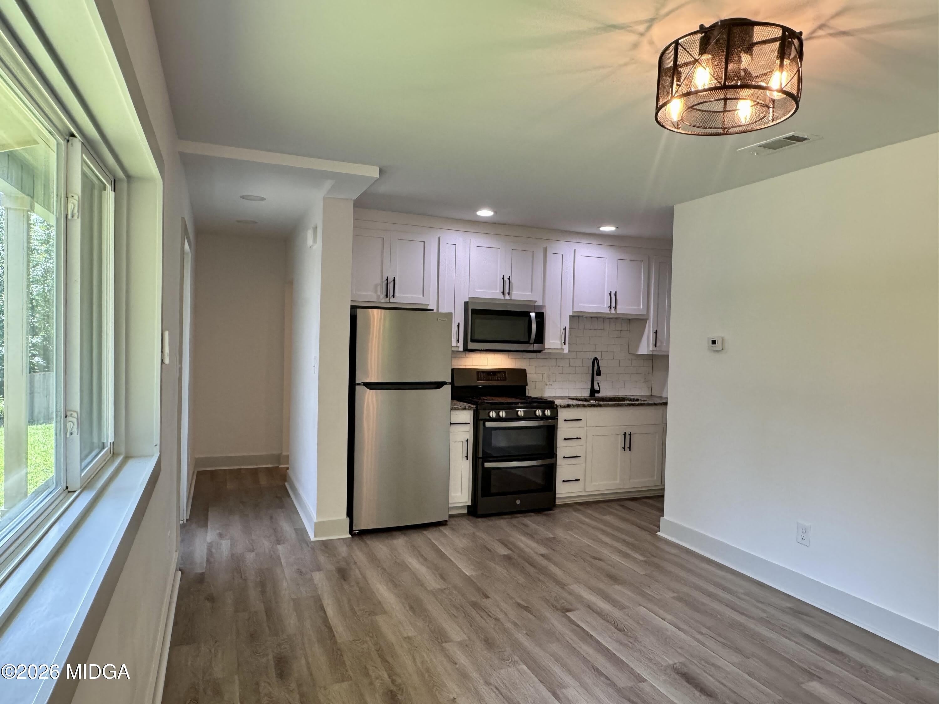 1473 Calhoun Street – photo 3
