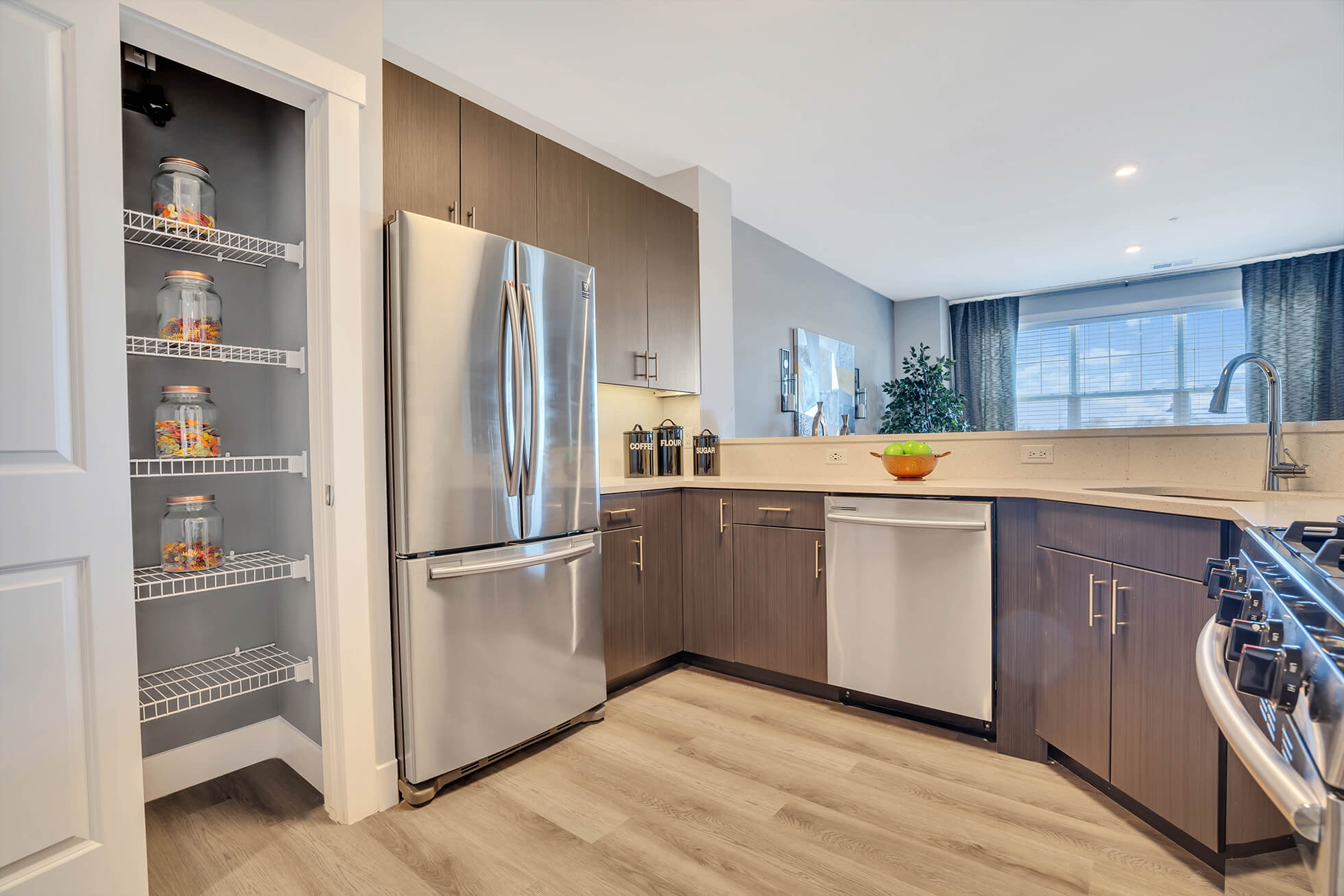 256 Hills Pl – photo 1