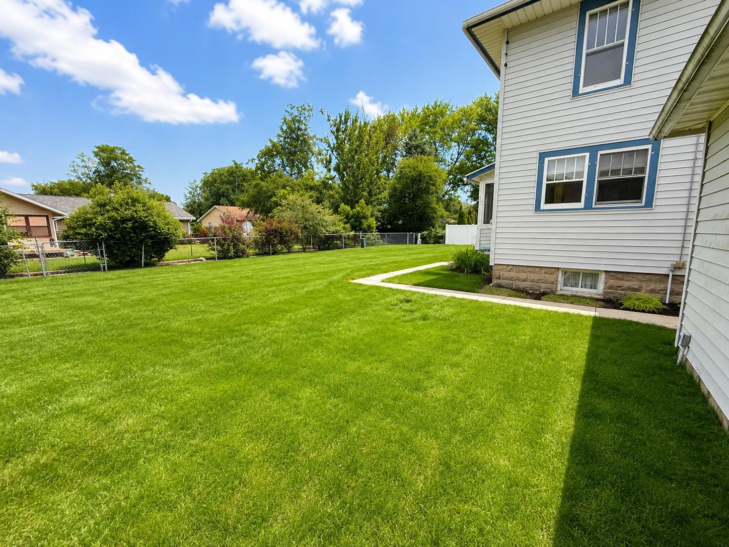 2723 Mount Zion Avenue – photo 4