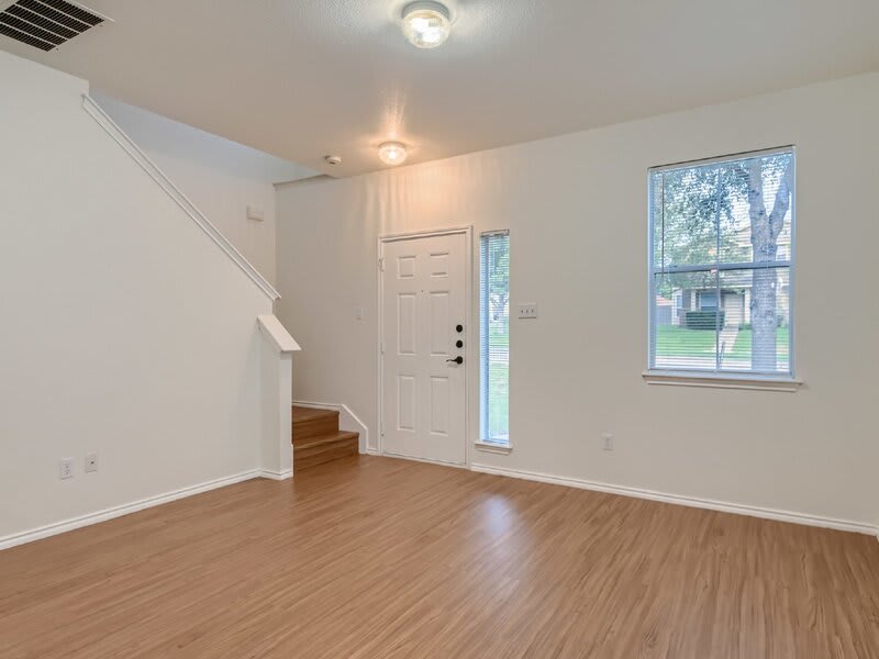 13913 Harris Ridge Blvd – photo 5