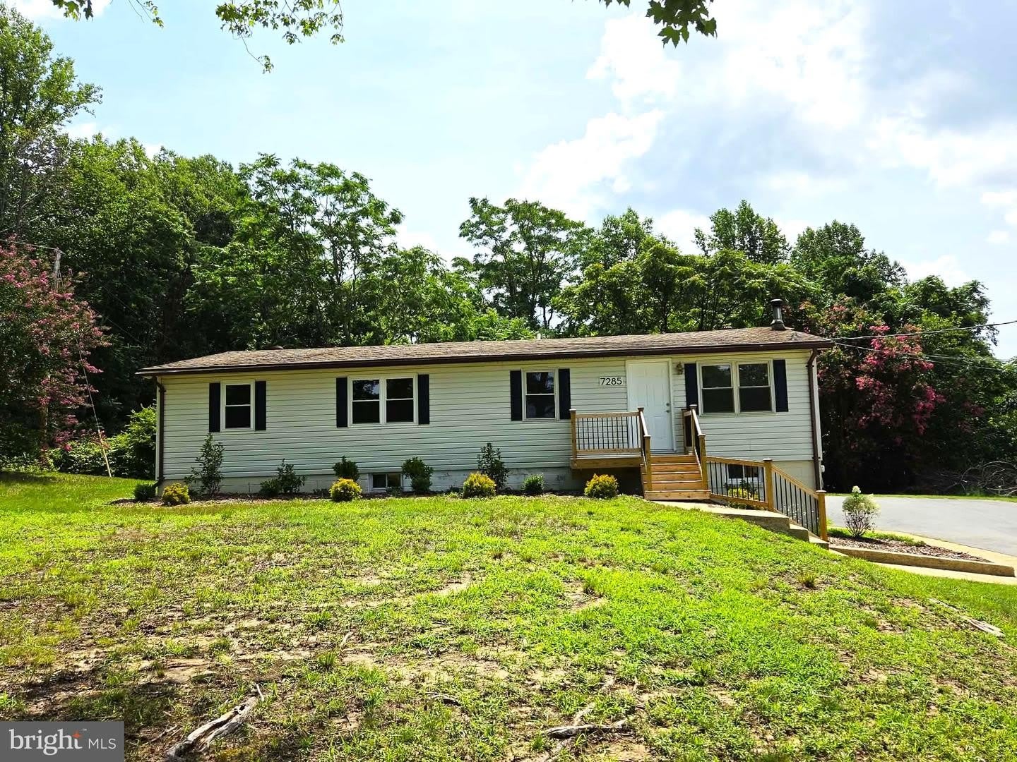 7285 CLYDE JONES RD – photo 2
