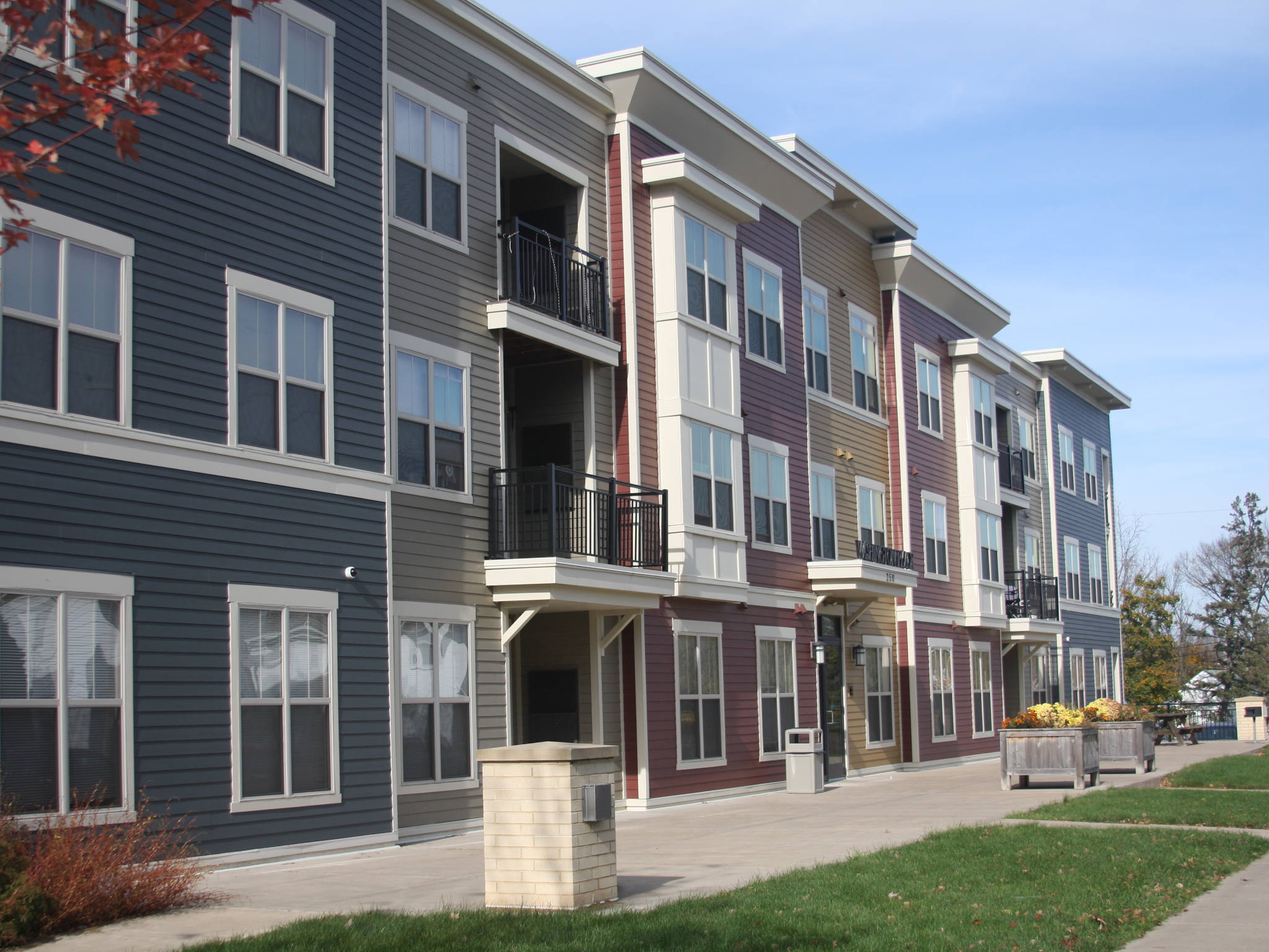 Washington Place – photo 1
