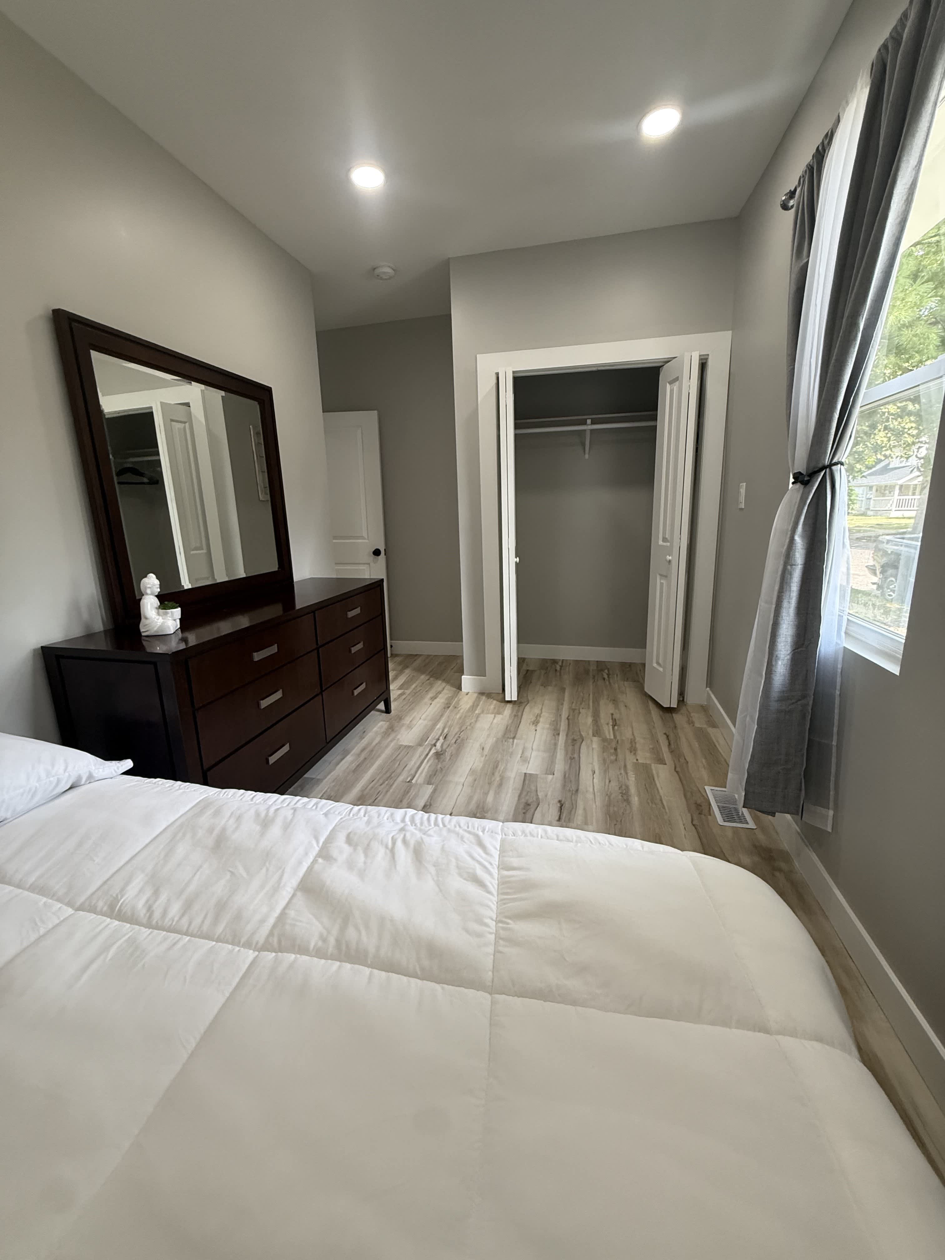 328 N Euclid Ave – photo 5